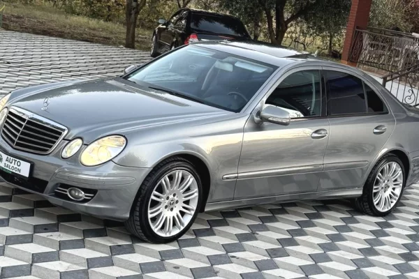 Makina ne shitje ne Tirane - 7,000 Euro