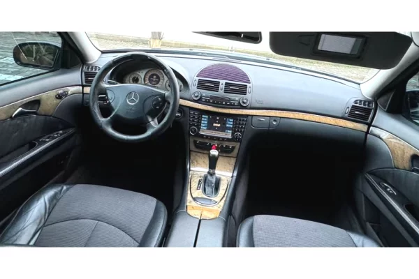 Makina ne shitje ne Tirane - 5,200 Euro