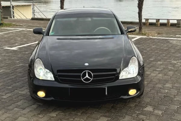 Auto in Vendita a Tirana - 8,200 Euro