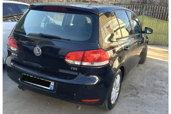 Auto in Vendita a Tirana - 5,500 Euro
