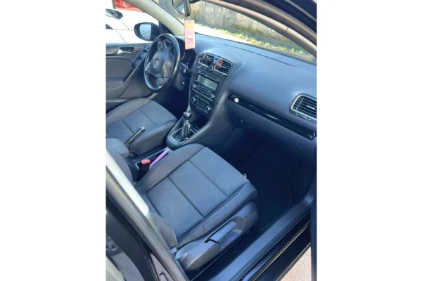 Auto in Vendita a Tirana - 5,500 Euro