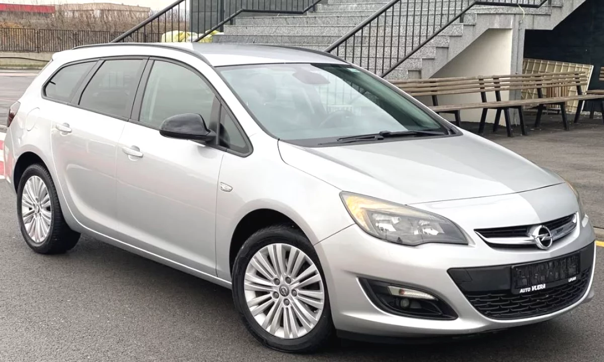 Auto in Vendita a Prizren, Opel, 2016 Diesel,Kambio Manual Pagamento 6,900  Euro.