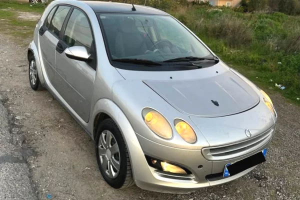 Auto in Vendita a Elbasan - 1,980 Euro