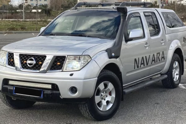 Makina ne shitje ne Tirane - 9,500 Euro