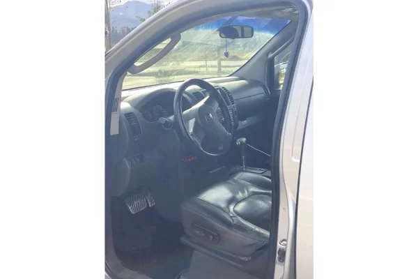 Makina ne shitje ne Tirane - 9,500 Euro