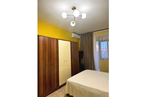 Shtepi me qera Apartament ne Tirane, 1+1, Mobilimi E mobiluar, Pagesa 45,000  Leke.