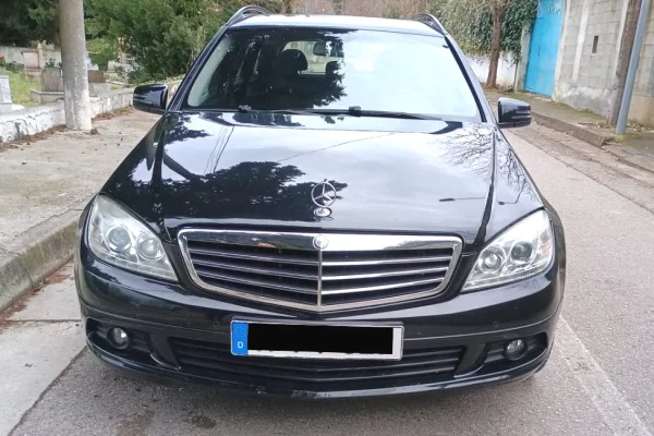 Makina ne shitje ne Tirane - 5,500 Euro