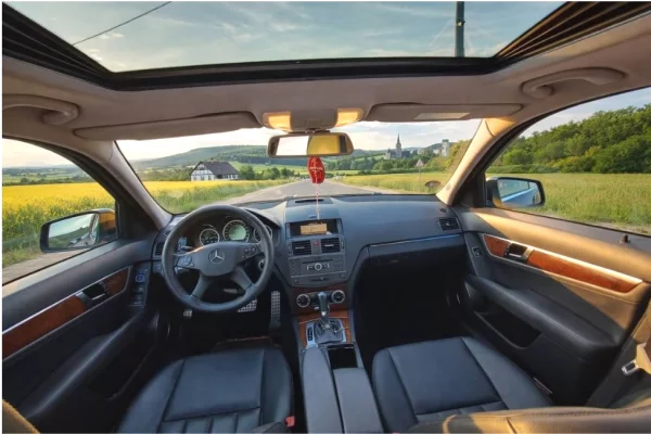 Makina ne shitje ne Tirane - 5,800 Euro