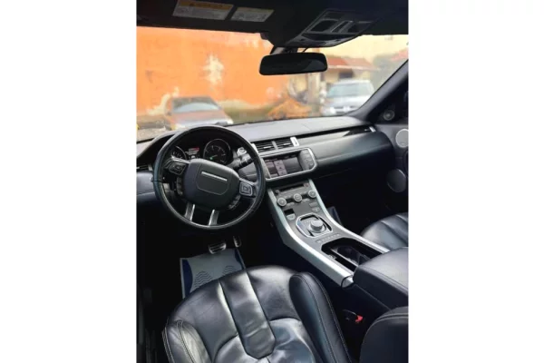 Makina ne shitje ne Tirane - 9,600 Euro