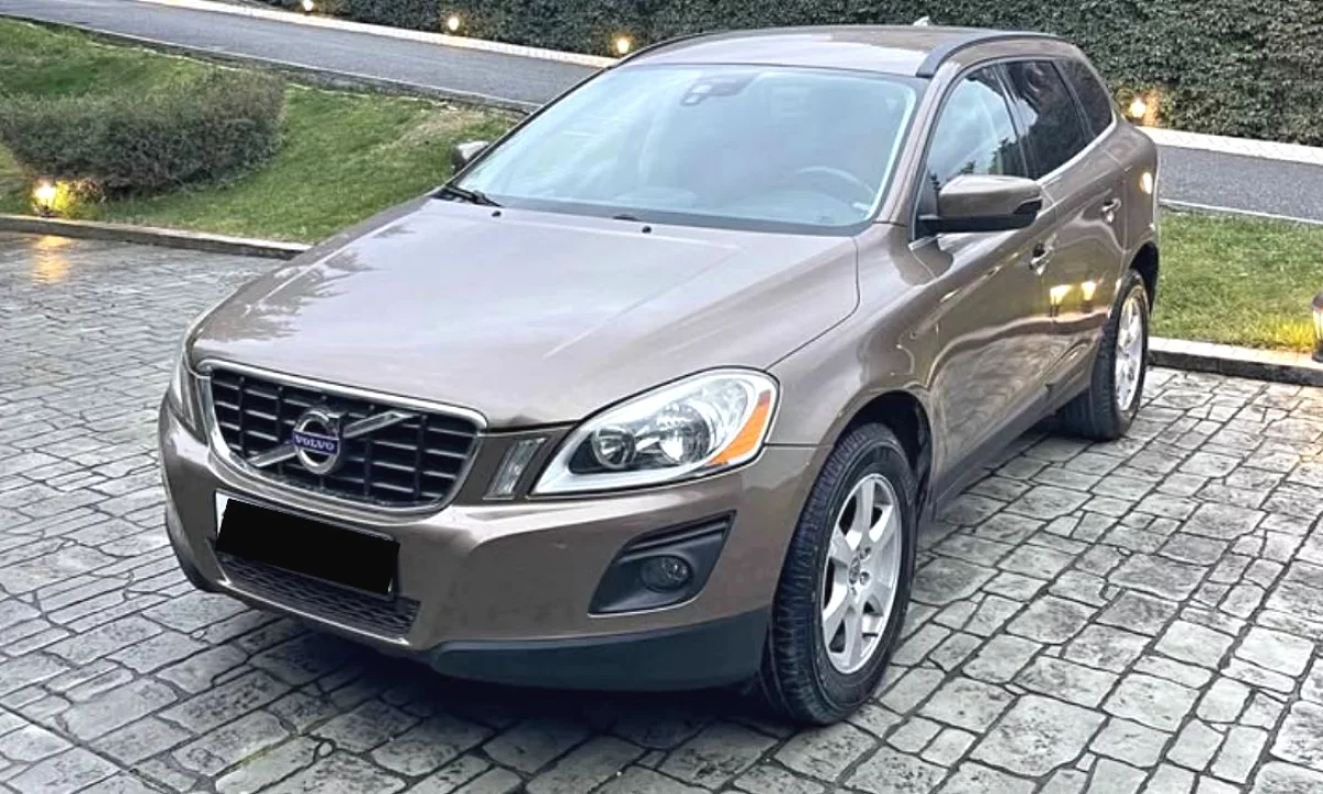 Auto in Vendita a Tirana, Volvo, 2010 Diesel,Kambio Automatik Pagamento 8,500  Euro.