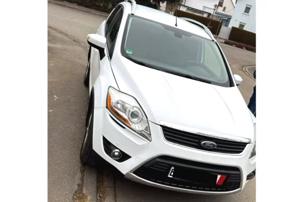 Auto in Vendita a Tirana - 7,900 Euro