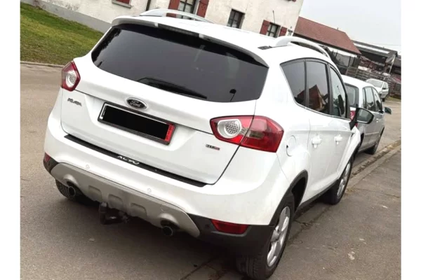 Auto in Vendita a Tirana - 7,900 Euro