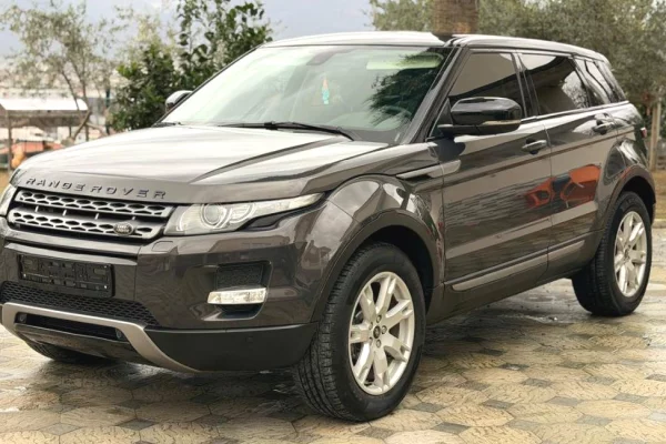 Makina ne shitje ne Tirane - 9,800 Euro