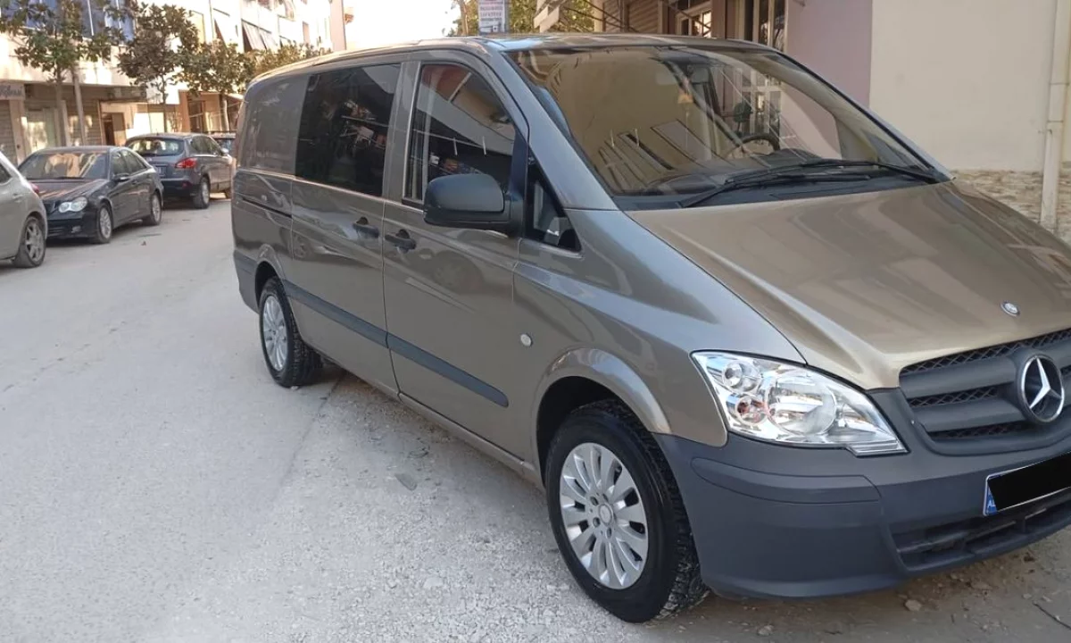 Auto in Vendita a Tirana, Mercedes-Benz, 2015 Diesel,Kambio Automatik Pagamento 12,000  Euro.