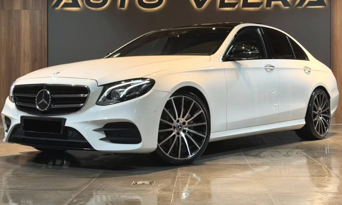 Auto in Vendita a Pristina, Mercedes-Benz, 2017 Diesel,Kambio Automatik Pagamento 28,500  Euro.