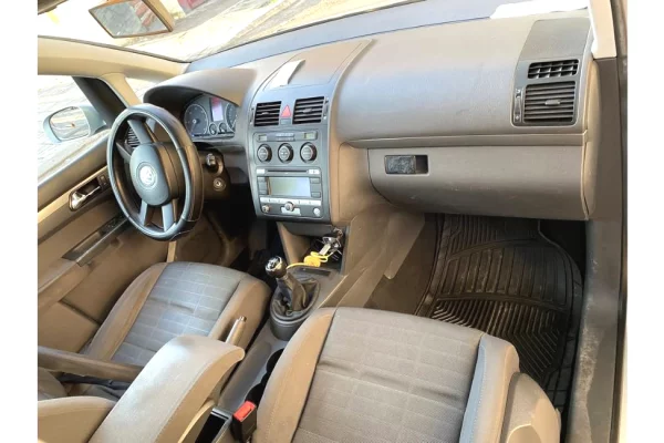 Auto in Vendita a Tirana - 2,900 Euro