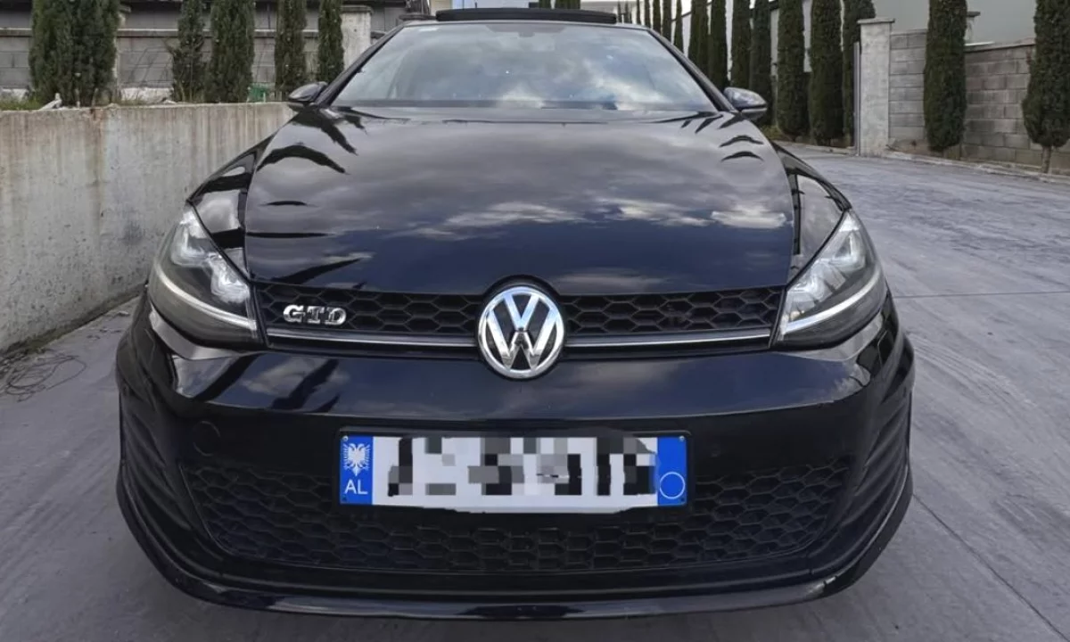 Auto in Vendita a Tirana, Volkswagen, 2015 Diesel,Kambio Automatik Pagamento 11,000  Euro.