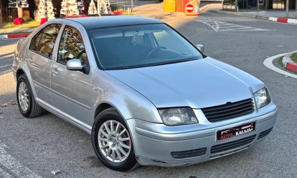 Auto in Vendita a Tirana, Volkswagen, 2005 Diesel,Kambio Manual Pagamento 1,900  Euro.