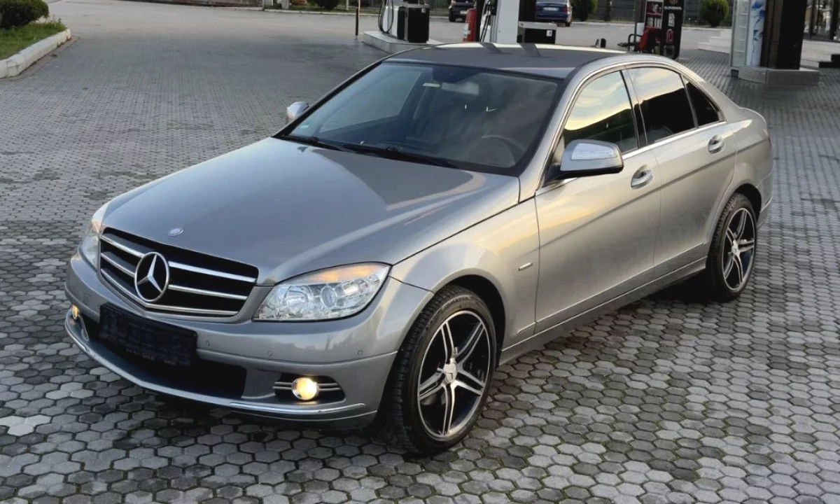 Auto in Vendita a Tirana, Mercedes-Benz, 2008 Diesel,Kambio Automatik Pagamento 5,600  Euro.