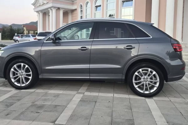 Auto in Vendita a Tirana - 12,800 Euro