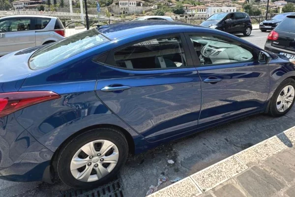 Auto in Vendita a Tirana - 6,300 Euro