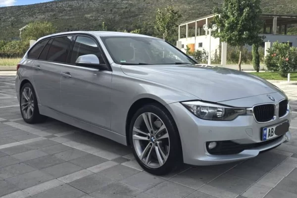 Makina ne shitje ne Tirane - 9,500 Euro