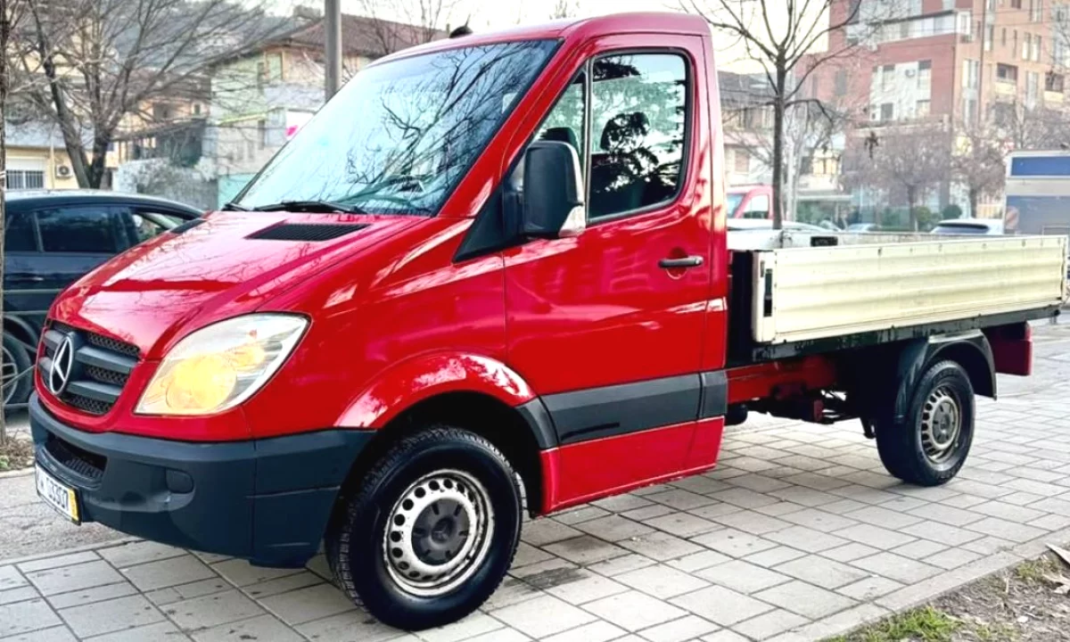 Auto in Vendita a Tirana, Mercedes-Benz, 2010 Diesel,Kambio Manual Pagamento 9,500  Euro.