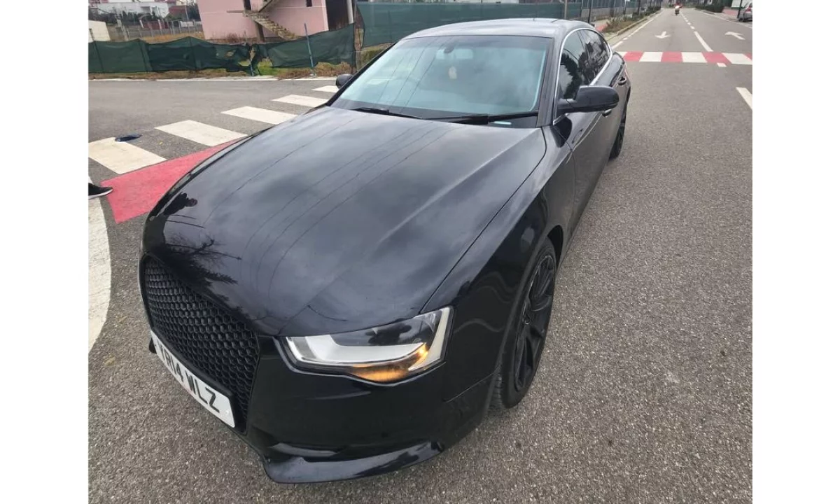 Auto in Vendita a Tirana, Audi, 2014 Diesel,Kambio Automatik Pagamento 4,500  Euro.