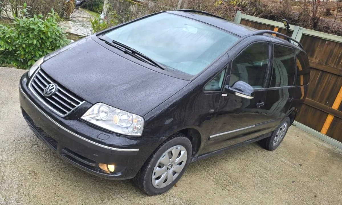 Auto in Vendita a Tirana, Volkswagen, 2007 Diesel,Kambio Automatik Pagamento 3,900  Euro.