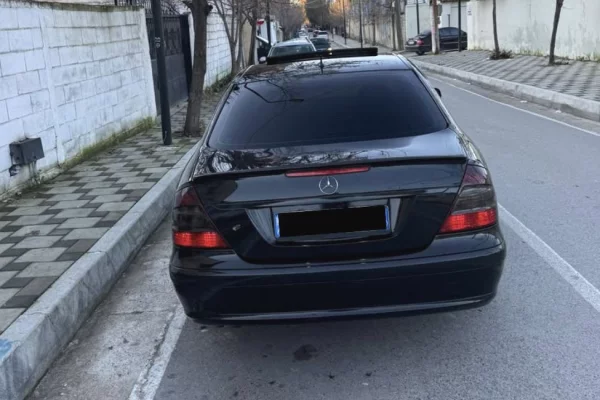 Auto in Vendita a Tirana - 7,000 Euro
