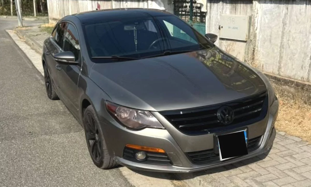 Auto in Vendita a Tirana, Volkswagen, 2010 Benzine,Kambio Automatik Pagamento 4,000  Euro.