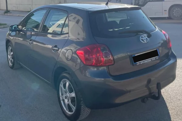 Auto in Vendita a Tirana - 4,300 Euro