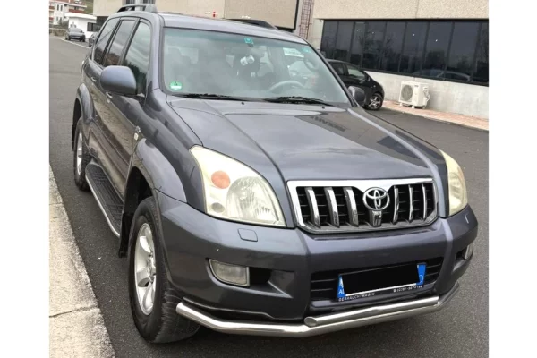 Auto in Vendita a Tirana - 16,700 Euro