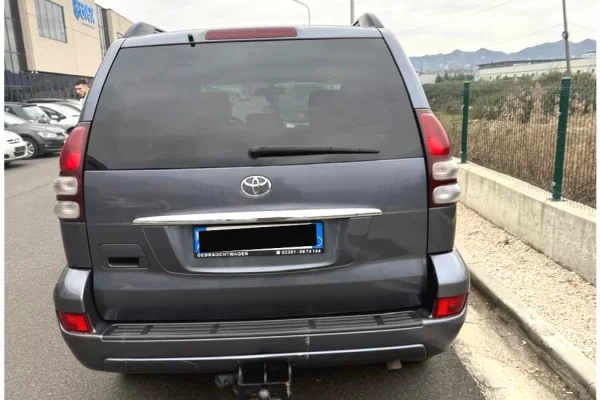 Auto in Vendita a Tirana - 16,700 Euro