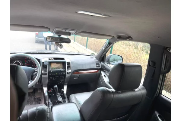 Auto in Vendita a Tirana - 16,700 Euro