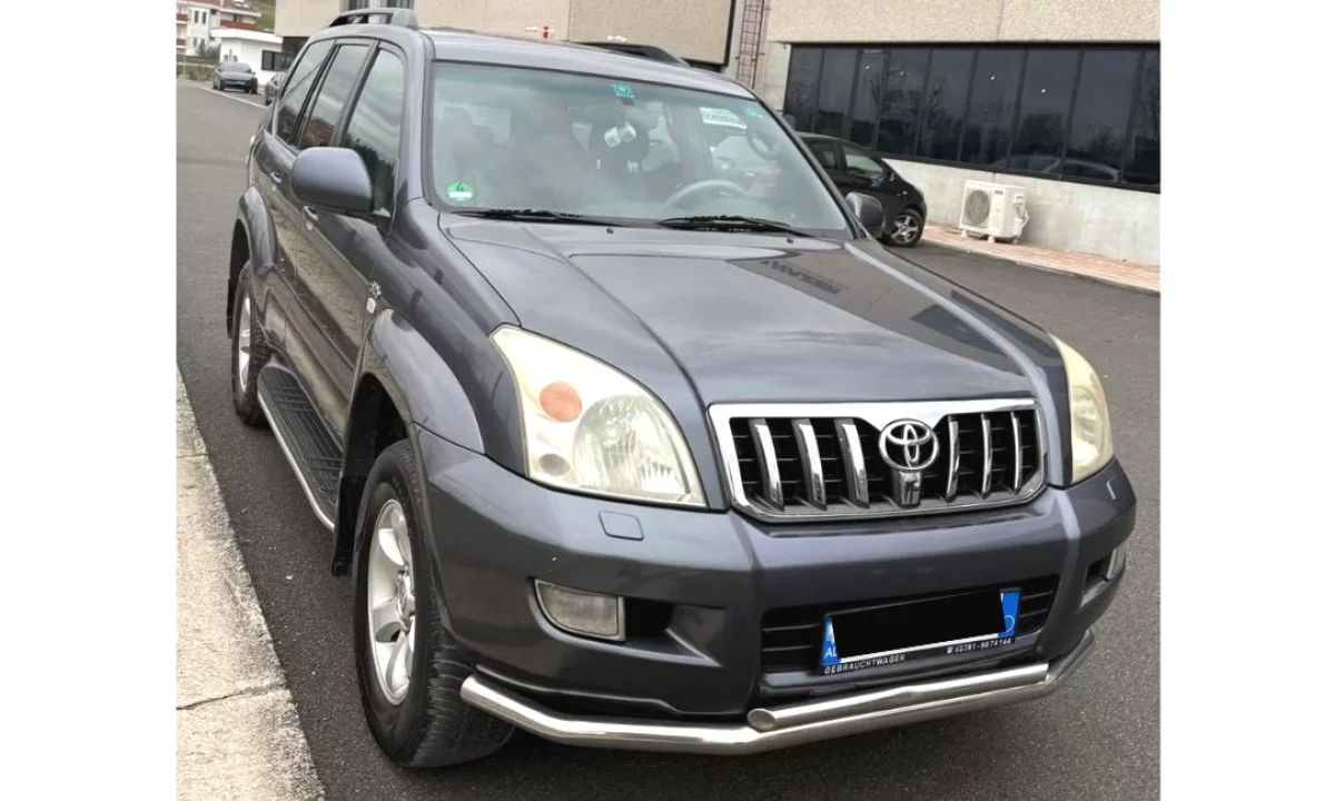 Auto in Vendita a Tirana, Toyota, 2007 Diesel,Kambio Automatik Pagamento 16,700  Euro.