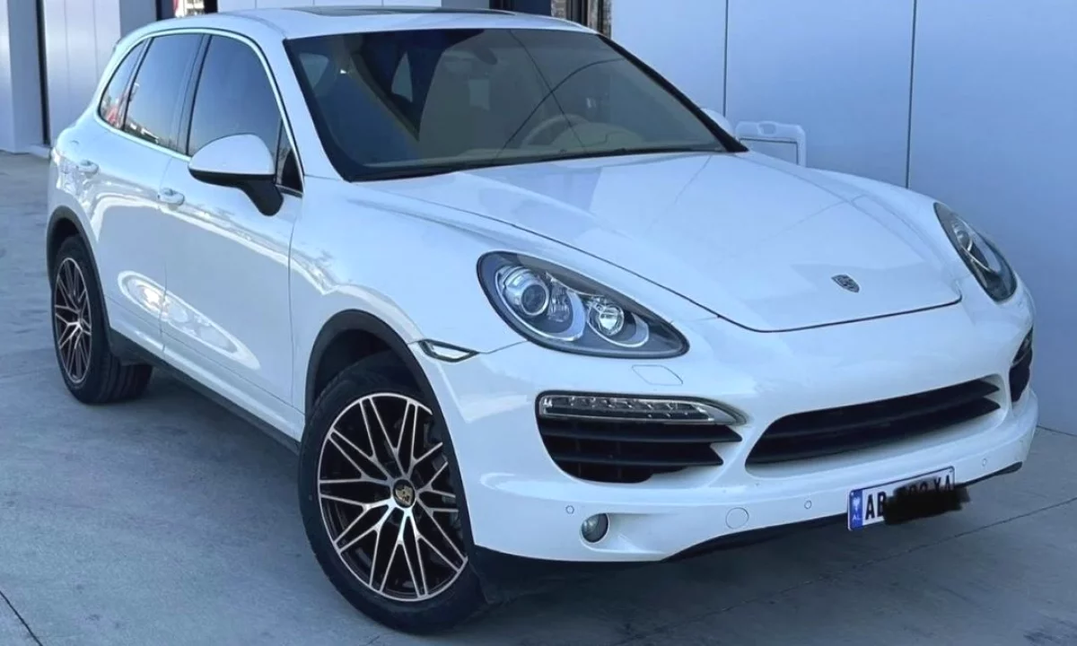 Auto in Vendita a Tirana, Porsche, 2011 gasoline-gas,Kambio Automatik Pagamento 13,900  Euro.