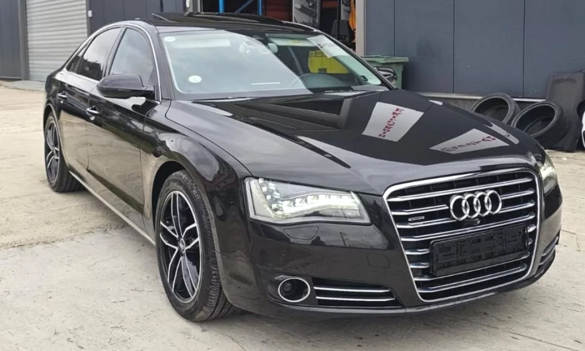 Auto in Vendita a Tirana, Audi, 2013 Diesel,Kambio Automatik Pagamento 10,900  Euro.