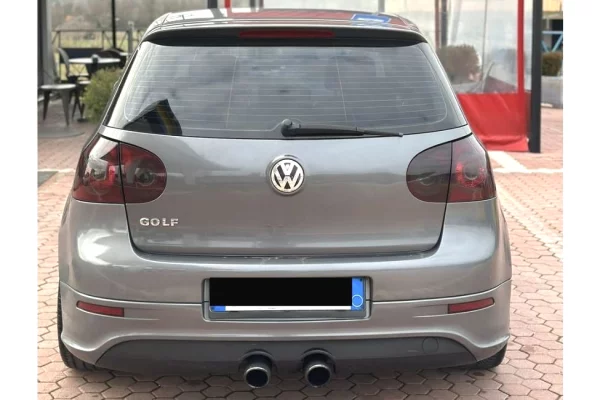 Makina ne shitje ne Tirane - 3,200 Euro