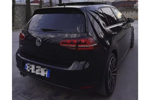 Auto in Vendita a Tirana - 11,000 Euro