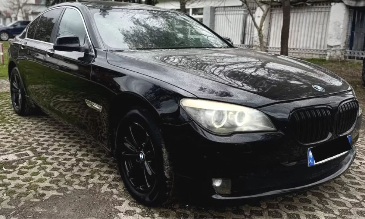 Auto in Vendita a Tirana, BMW, 2010 Diesel,Kambio Automatik Pagamento 8,500  Euro.