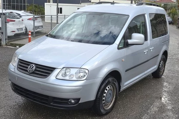 Auto in Vendita a Tirana - 4,000 Euro