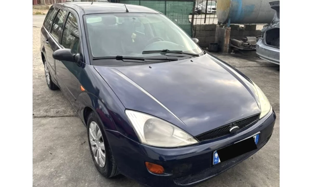 Auto in Vendita a Tirana, Ford, 2004 Diesel,Kambio Manual Pagamento 1,300  Euro.