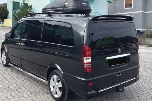 Makina ne shitje ne Tirane - 11,900 Euro