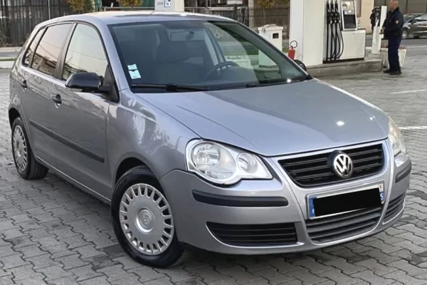 Makina ne shitje ne Tirane - 3,800 Euro