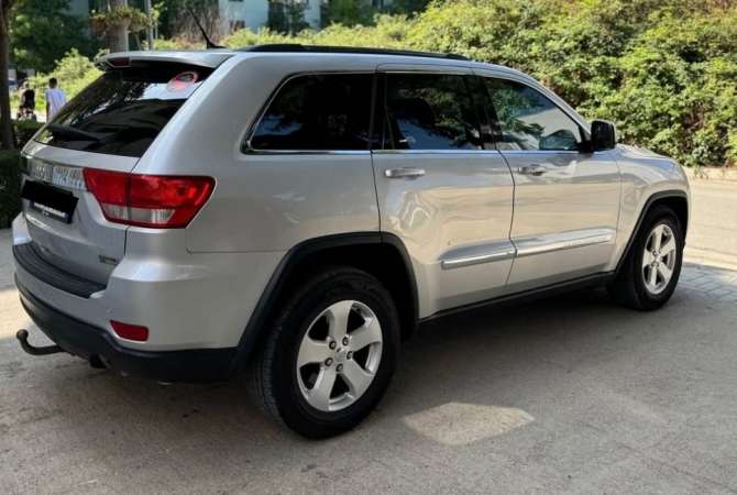 Makina ne shitje ne Tirane - 11,500 Euro