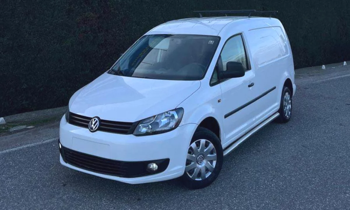 Auto in Vendita a Scutari, Volkswagen, 2013 Diesel,Kambio Manual Pagamento 7,500  Euro.