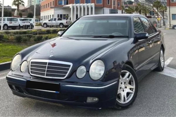 Auto in Vendita a Tirana - 3,000 Euro