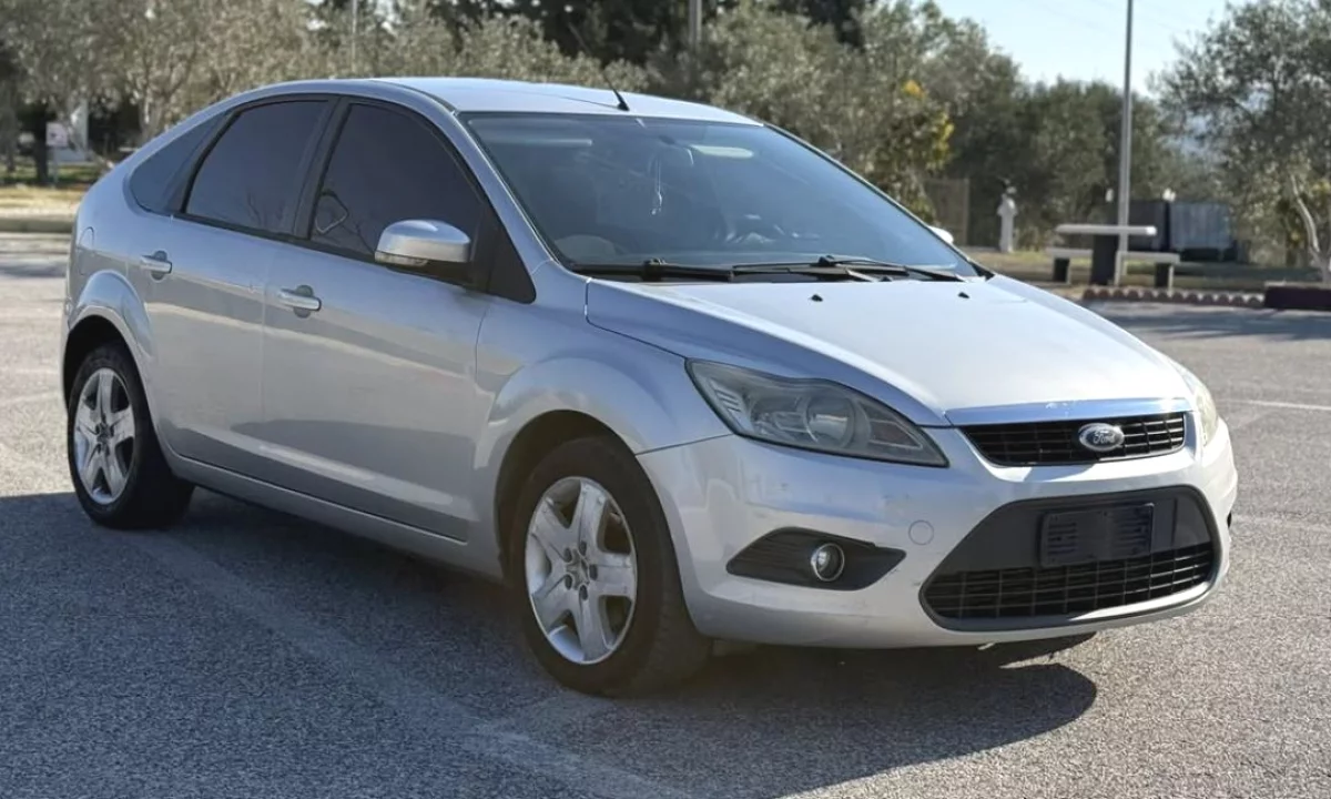Makina ne shitje ne Fier, Ford, 2009 Diesel,Kambio Manual Pagesa 3,300  Euro.