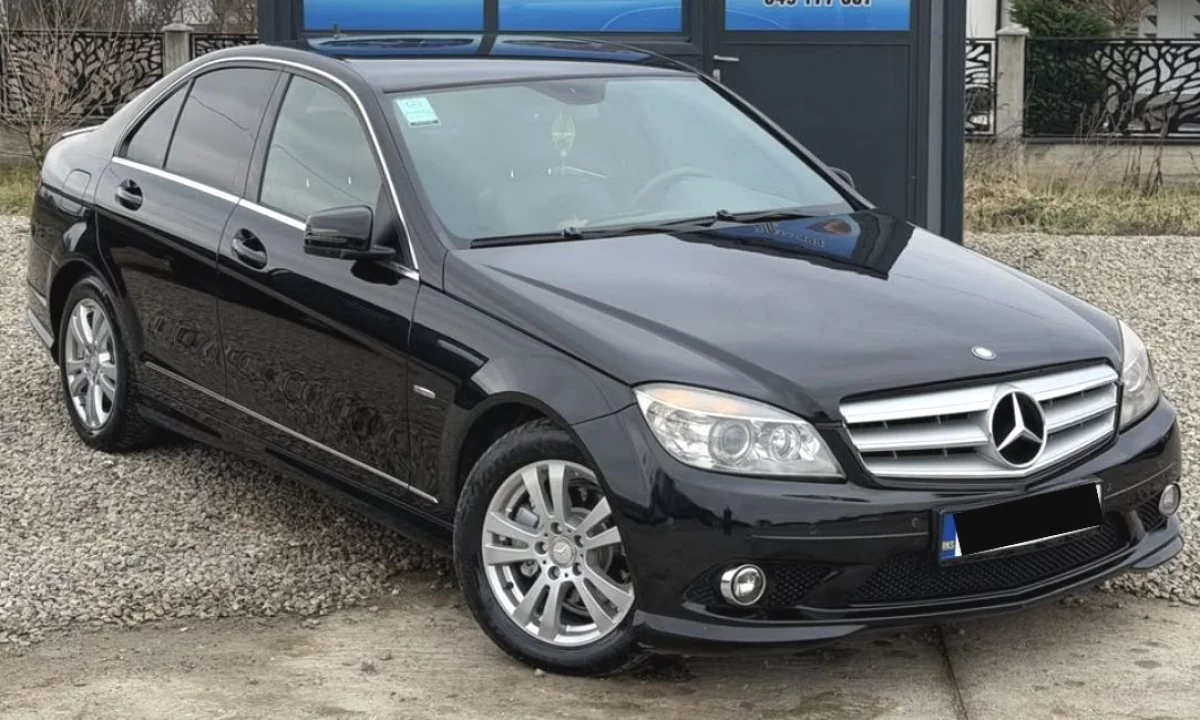 Auto in Vendita a Pristina, Mercedes-Benz, 2011 Diesel,Kambio Automatik Pagamento 10,700  Euro.